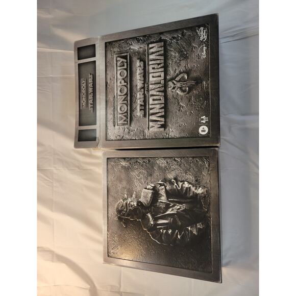 Star Wars The Mandalorian Edition Monopoly Game Baby Yoda - Picture 5 of 9